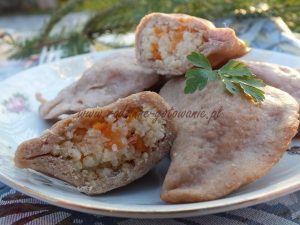 pierogi-z-kasza-jaglana-i-ryba-268799_org