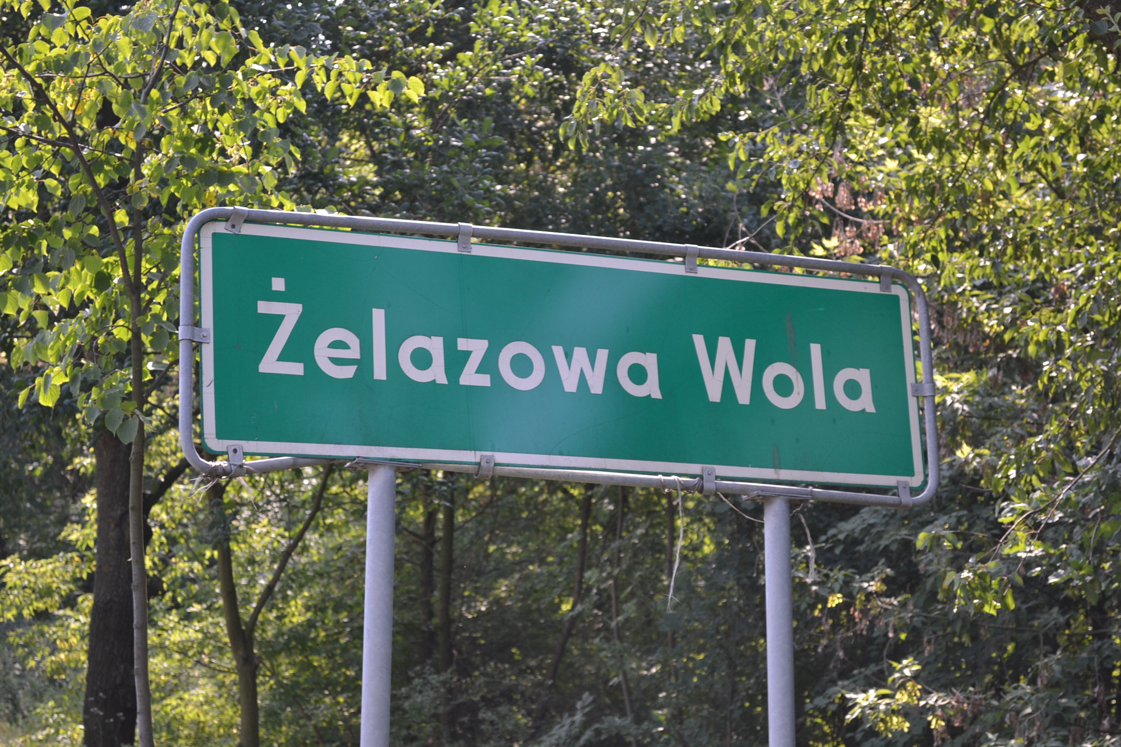 ワルシャワからローカルバスでジェラゾバ・ボラに行く方法