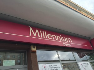 【ワーホリ・留学生向け】ポーランドで銀行口座を開く方法