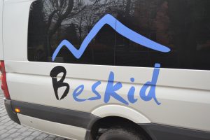 ヴロツワフ～シフィドニツァ間をバスで移動するには？