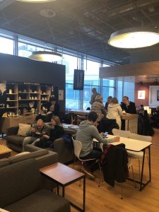 ヘルシンキ・ヴァンター空港シェンゲン外ラウンジ「Almost@Home」はシャワーも完備｜日本への帰国前に使い倒したい