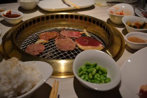 【リピート確定】ブダペストの焼き肉屋・Yamatoは行かなきゃ損! 合わせて刺身や寿司、韓国料理も食べられる!