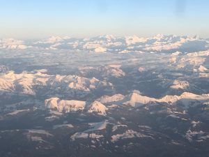 【賢く節約】ジュネーブ空港から市内へは無料で移動できる話と、唯一のホステル「ジュネーブホステル」利用レビュー