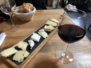 ボルドーから世界遺産サン＝テミリオンへ。ボルドー右岸のワインを日帰りで楽しむ