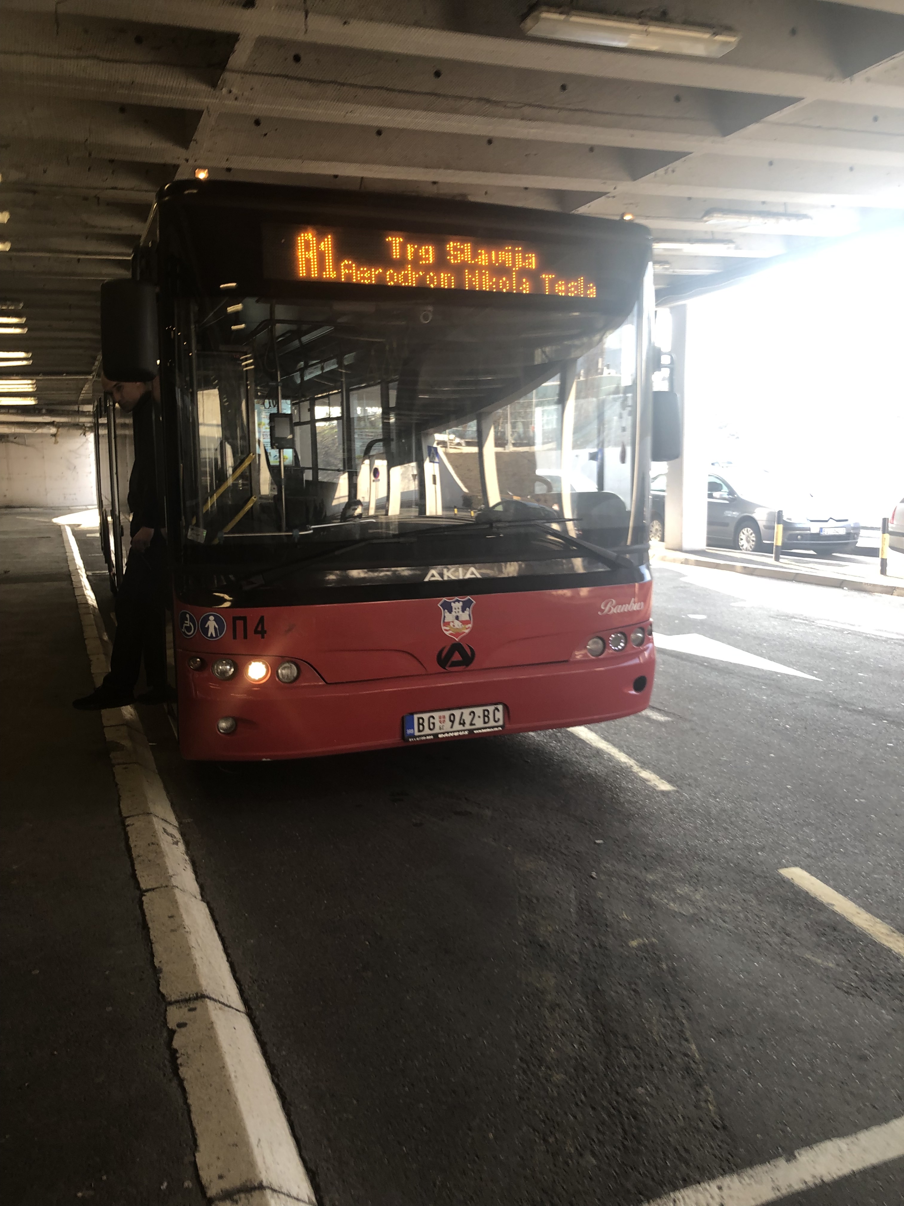 ベオグラード・ニコラ・テスラ国際空港～ベオグラード市内をバスで移動するには？（2019年情報）